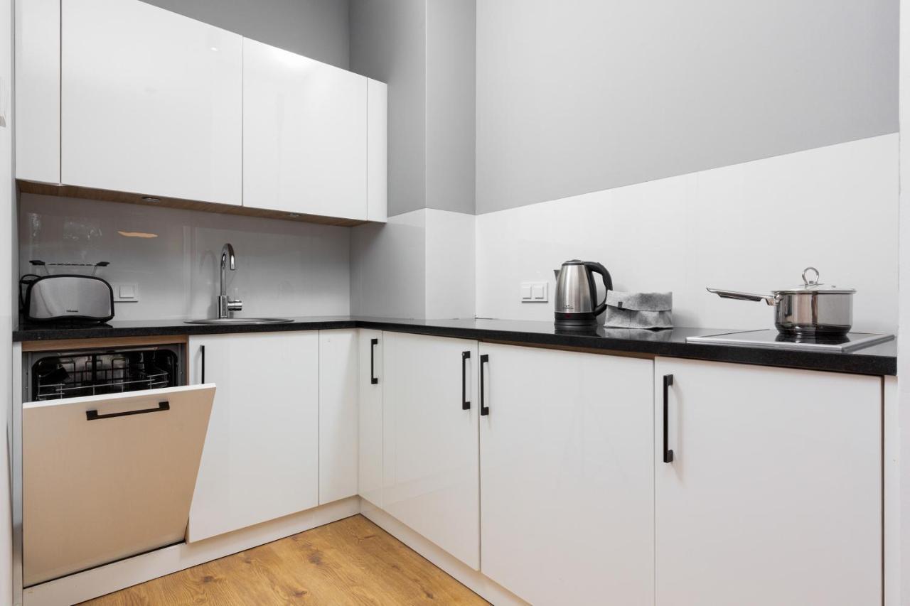 Slawinska Apartment Warsaw Wola By Noclegi Renters Екстер'єр фото
