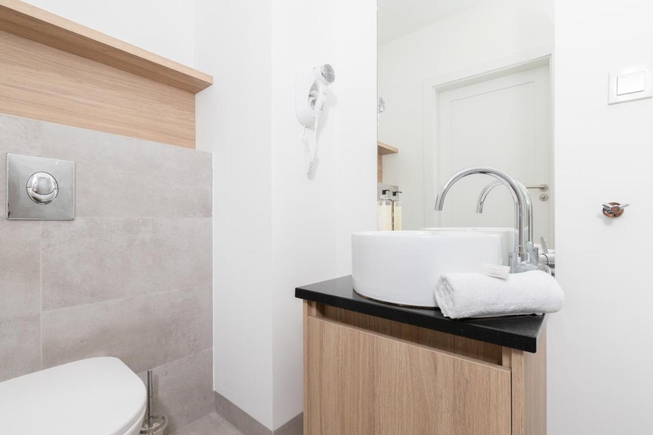 Slawinska Apartment Warsaw Wola By Noclegi Renters Екстер'єр фото